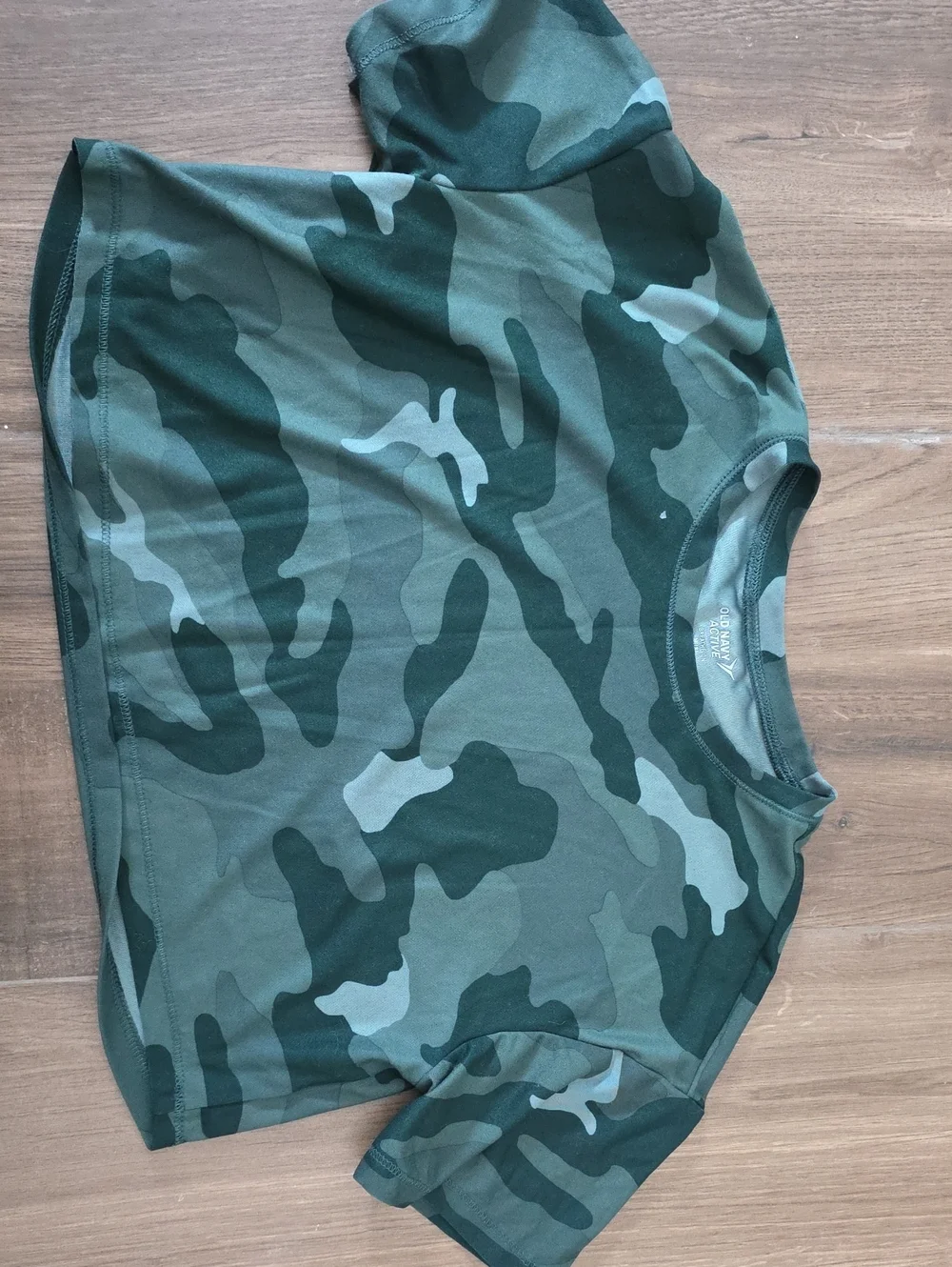 Old Navy Green Camo Short Sleeve Tee